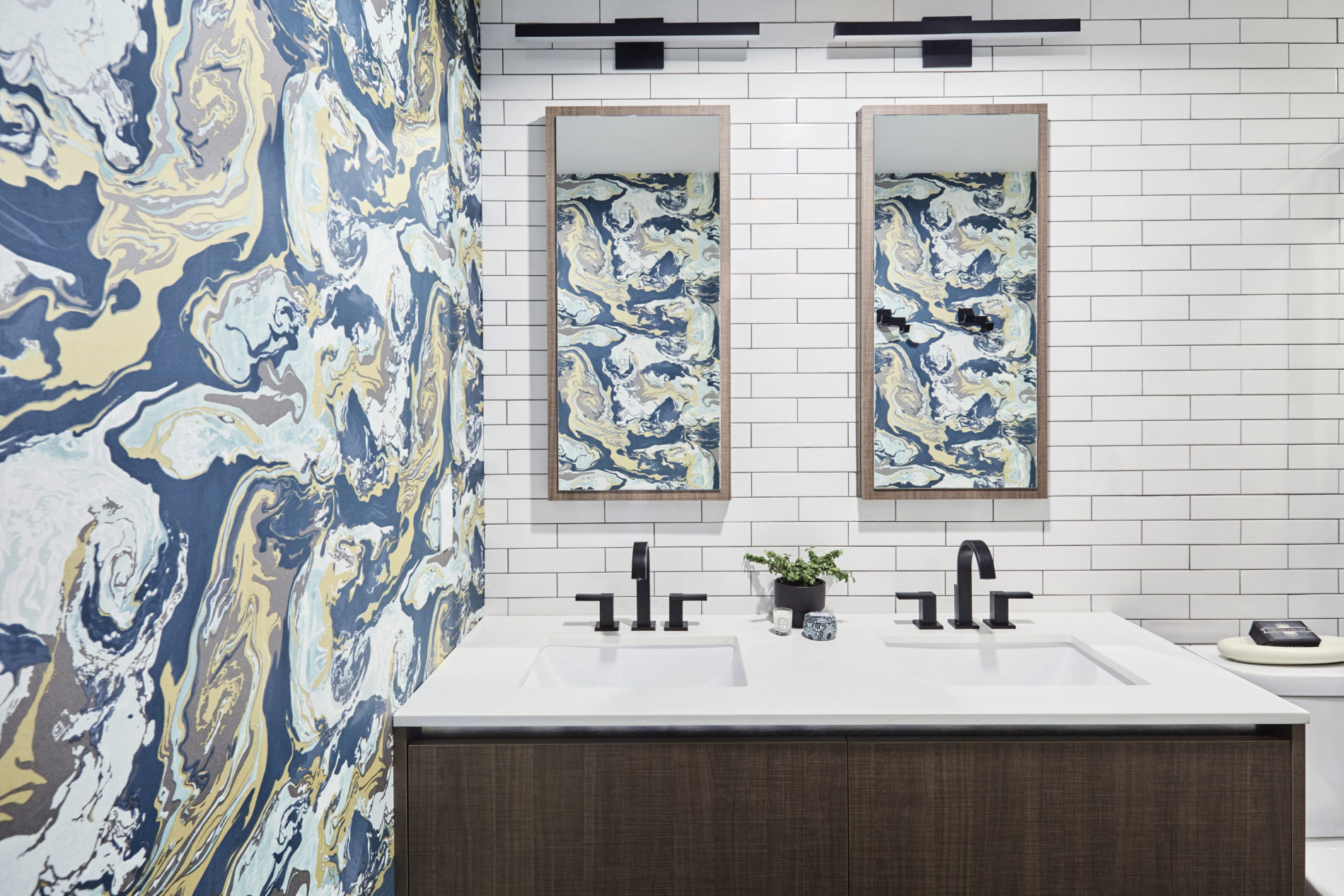 Downtown Toronto Condo Ensuite Bathroom - Featured Image